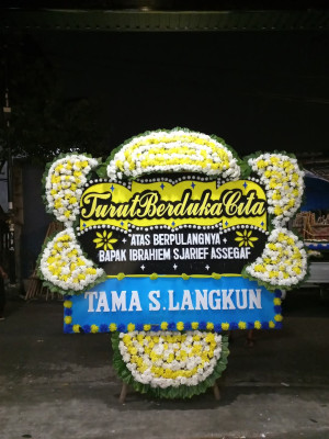 Papan Bunga Duka di Malin Deman