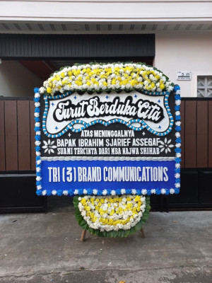 Papan Bunga Duka di Malin Deman